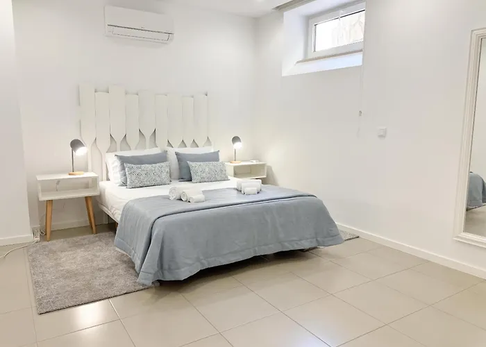 Janelas Da Baia - By Sch * São Martinho do Porto